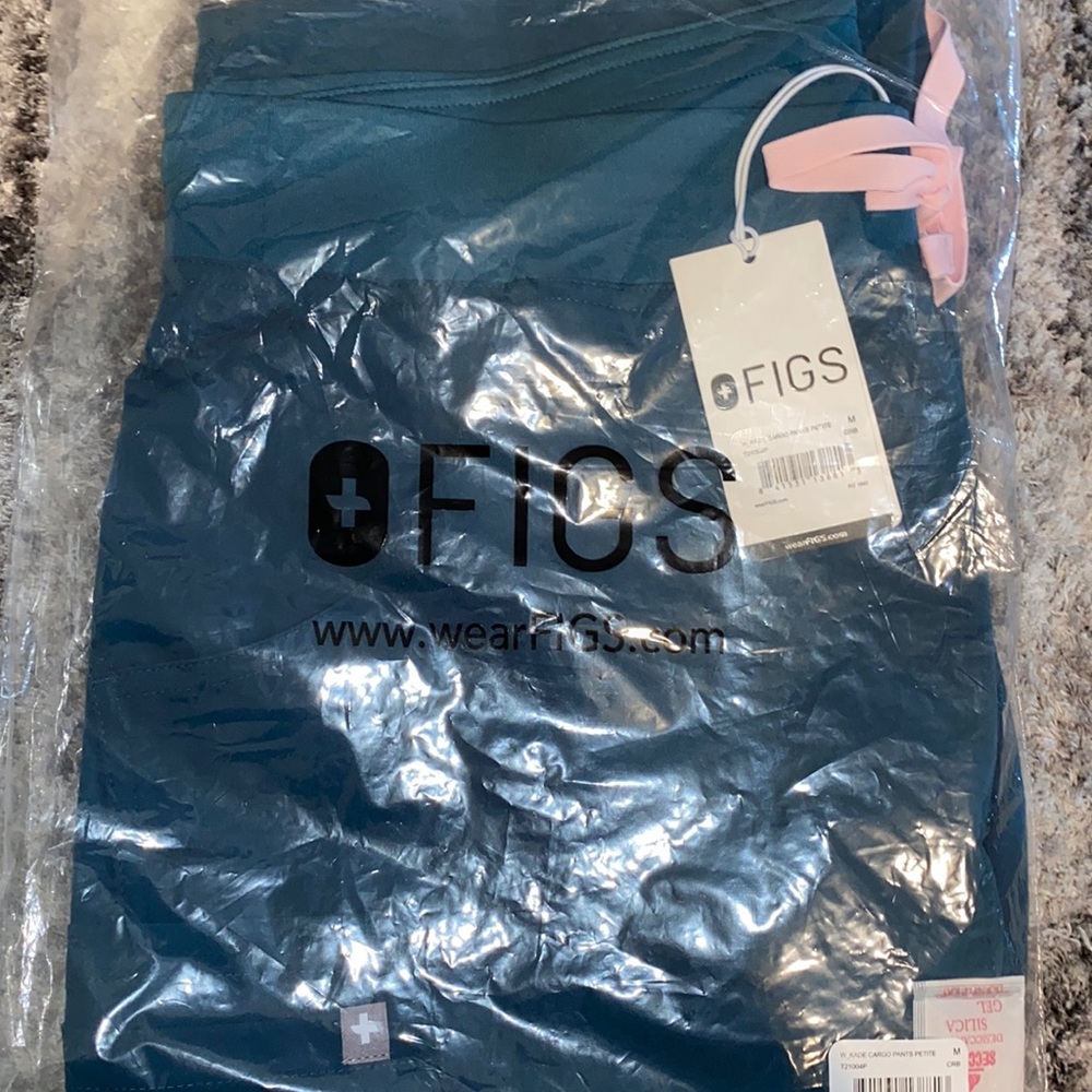 NWT Figs Caribbean Cargo Pants